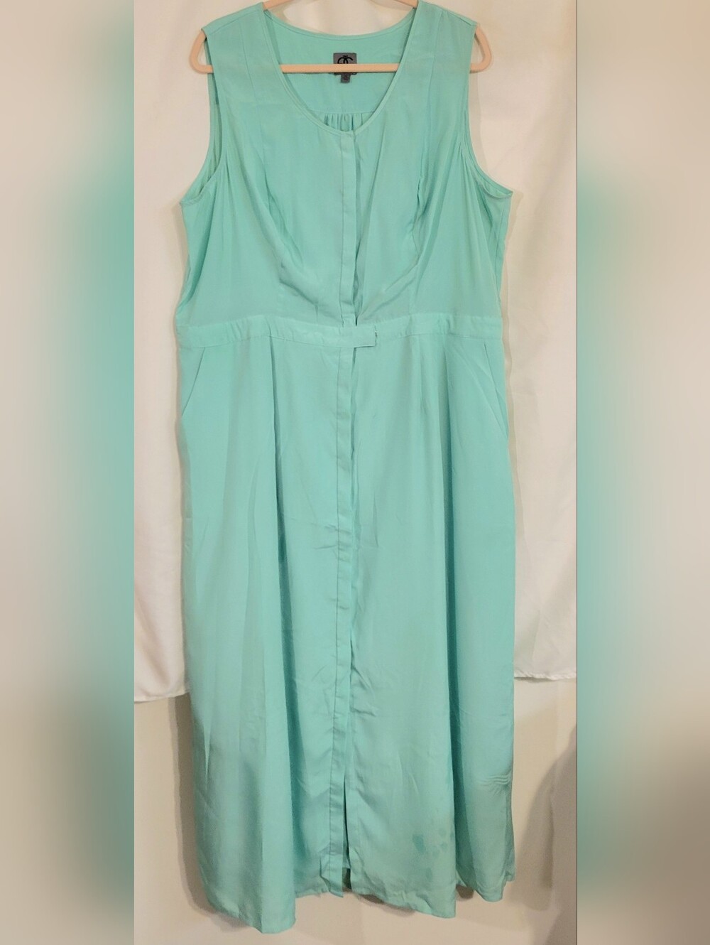 Queen Collection 2X Mint Green Sleeveless Maxi Dress - Picture 2 of 4